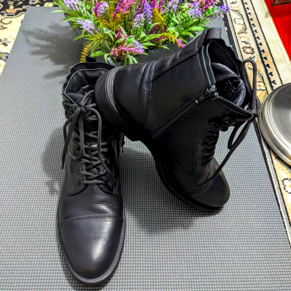 ALDO 🥾Lace-Up Boots